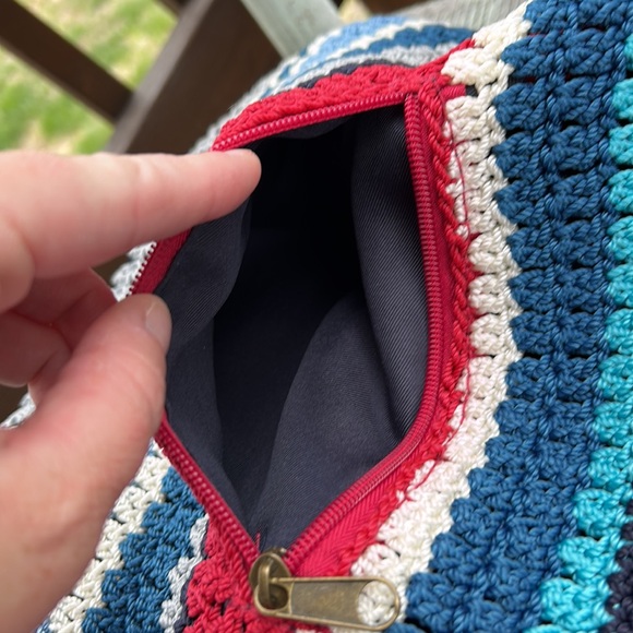 The Sak 4th of July Red White Blue Crochet Crossbody Purse Handbag Macrame - Picture 7 of 10